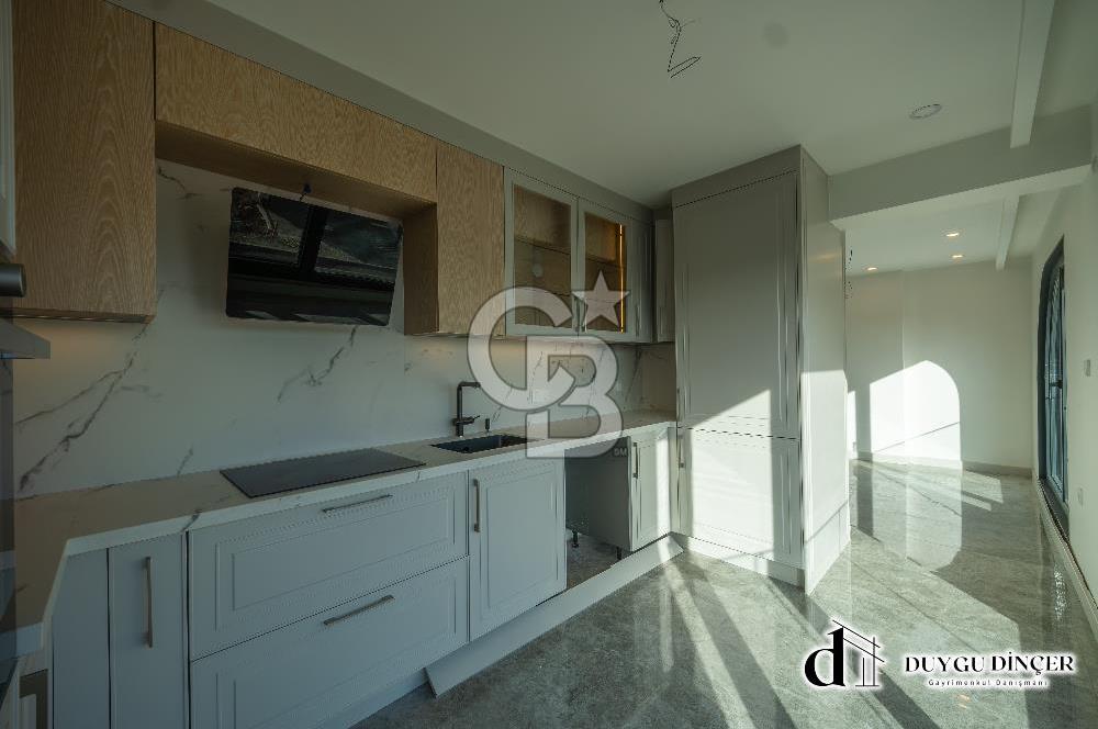 URLA KALABAK ÖZEL MİMARİ DENİZE SIFIR ÖNÜ KUM PLAJ 3,5+1 PLUS