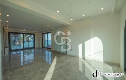 URLA KALABAK ÖZEL MİMARİ DENİZE SIFIR ÖNÜ KUM PLAJ 3,5+1 PLUS