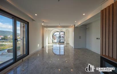 URLA KALABAK ÖZEL MİMARİ DENİZE SIFIR ÖNÜ KUM PLAJ 3,5+1 PLUS