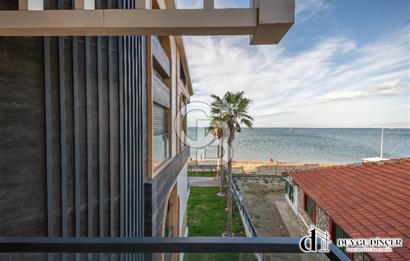 URLA KALABAK ÖZEL MİMARİ DENİZE SIFIR ÖNÜ KUM PLAJ 3,5+1 PLUS