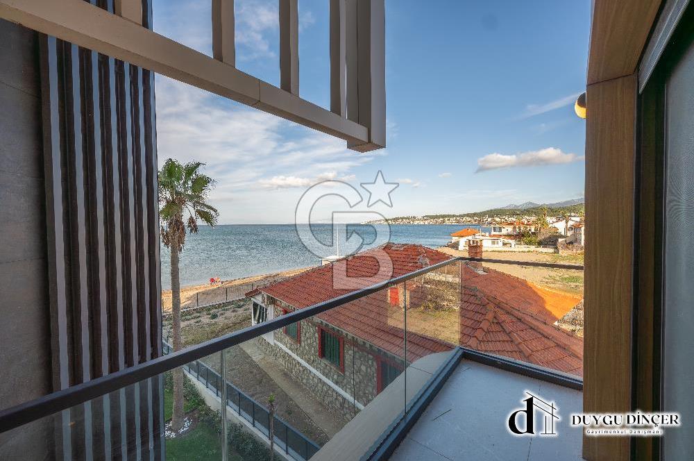 URLA KALABAK ÖZEL MİMARİ DENİZE SIFIR ÖNÜ KUM PLAJ 3,5+1 PLUS