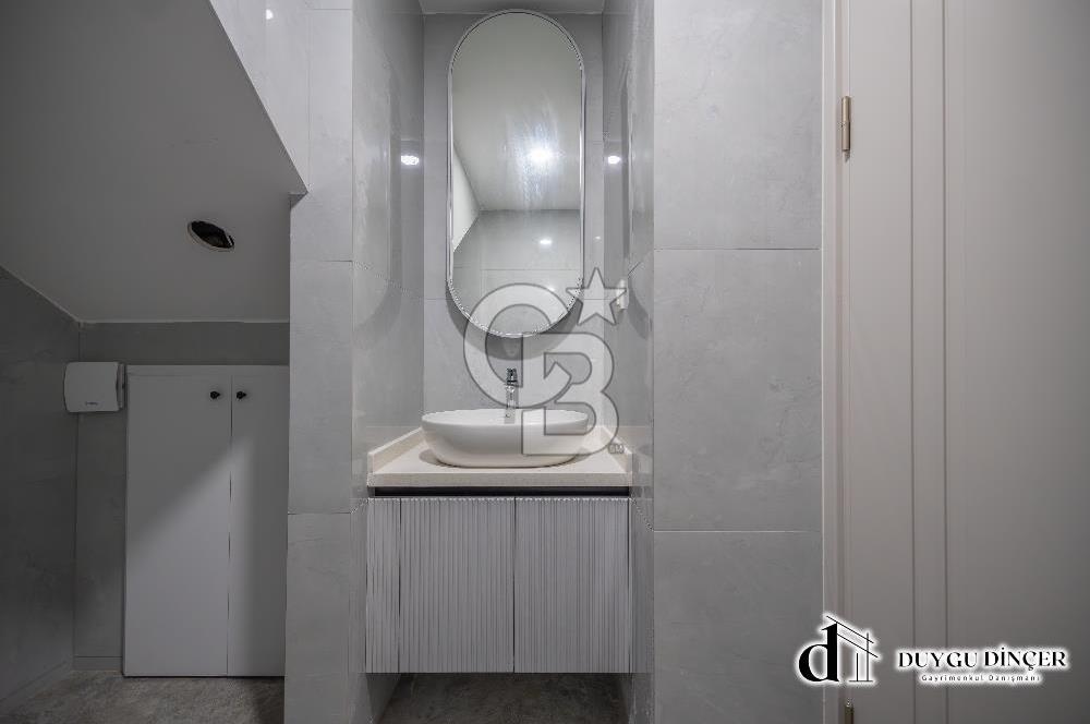 URLA KALABAK ÖZEL MİMARİ DENİZE SIFIR ÖNÜ KUM PLAJ 3,5+1 PLUS