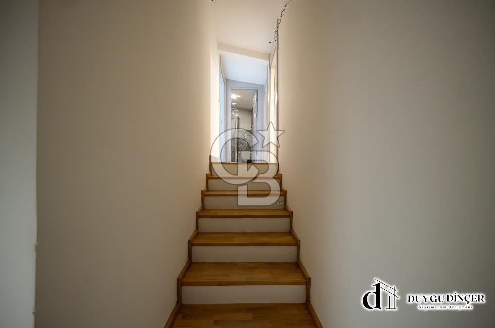 URLA KALABAK ÖZEL MİMARİ DENİZE SIFIR ÖNÜ KUM PLAJ 3,5+1 PLUS