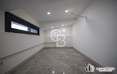 URLA KALABAK ÖZEL MİMARİ DENİZE SIFIR ÖNÜ KUM PLAJ 3,5+1 PLUS