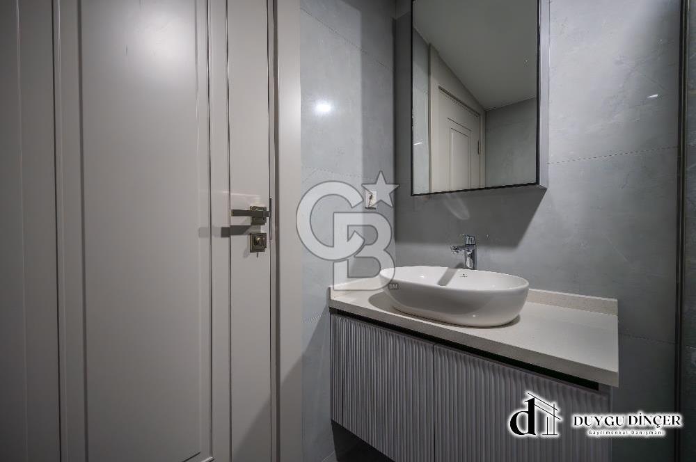 URLA KALABAK ÖZEL MİMARİ DENİZE SIFIR ÖNÜ KUM PLAJ 3,5+1 PLUS