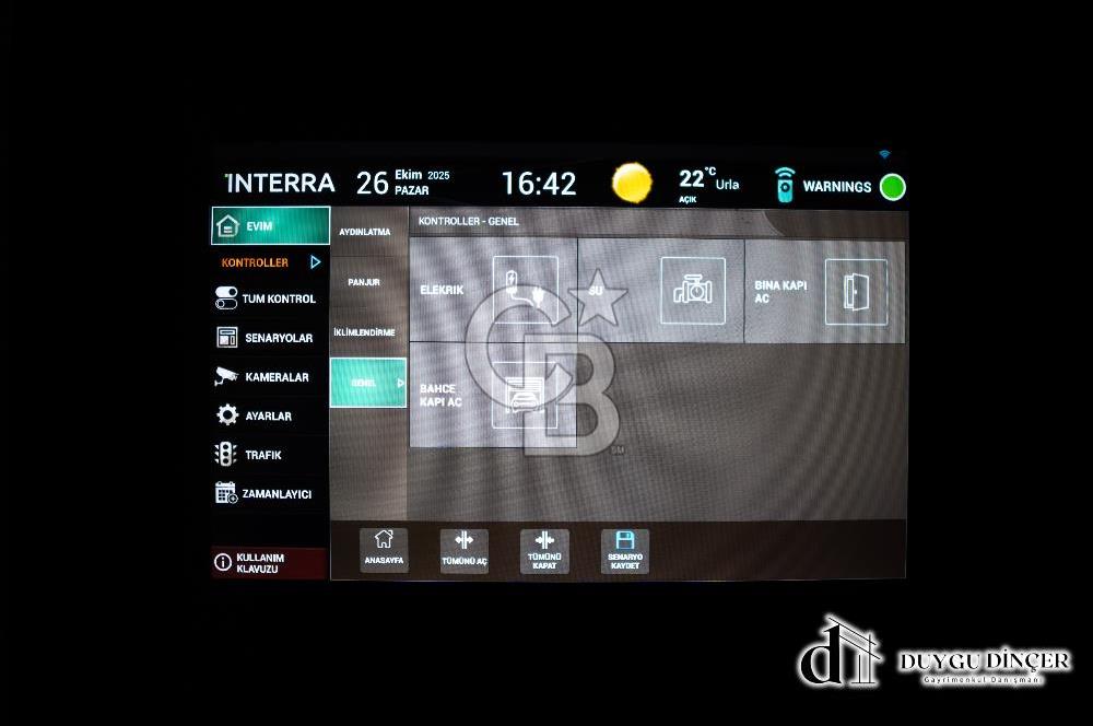 URLA KALABAK ÖZEL MİMARİ DENİZE SIFIR ÖNÜ KUM PLAJ 3,5+1 PLUS