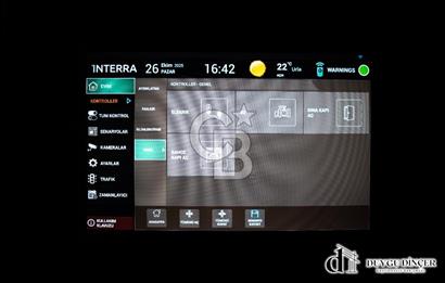 URLA KALABAK ÖZEL MİMARİ DENİZE SIFIR ÖNÜ KUM PLAJ 3,5+1 PLUS