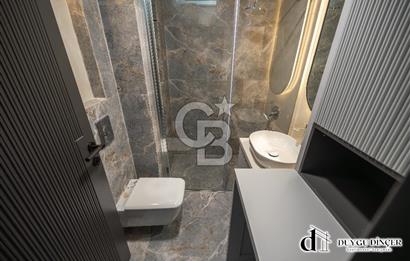 URLA KALABAK ÖZEL MİMARİ DENİZE SIFIR ÖNÜ KUM PLAJ 2+1+PLUS