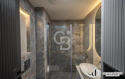 URLA KALABAK ÖZEL MİMARİ DENİZE SIFIR ÖNÜ KUM PLAJ 2+1+PLUS