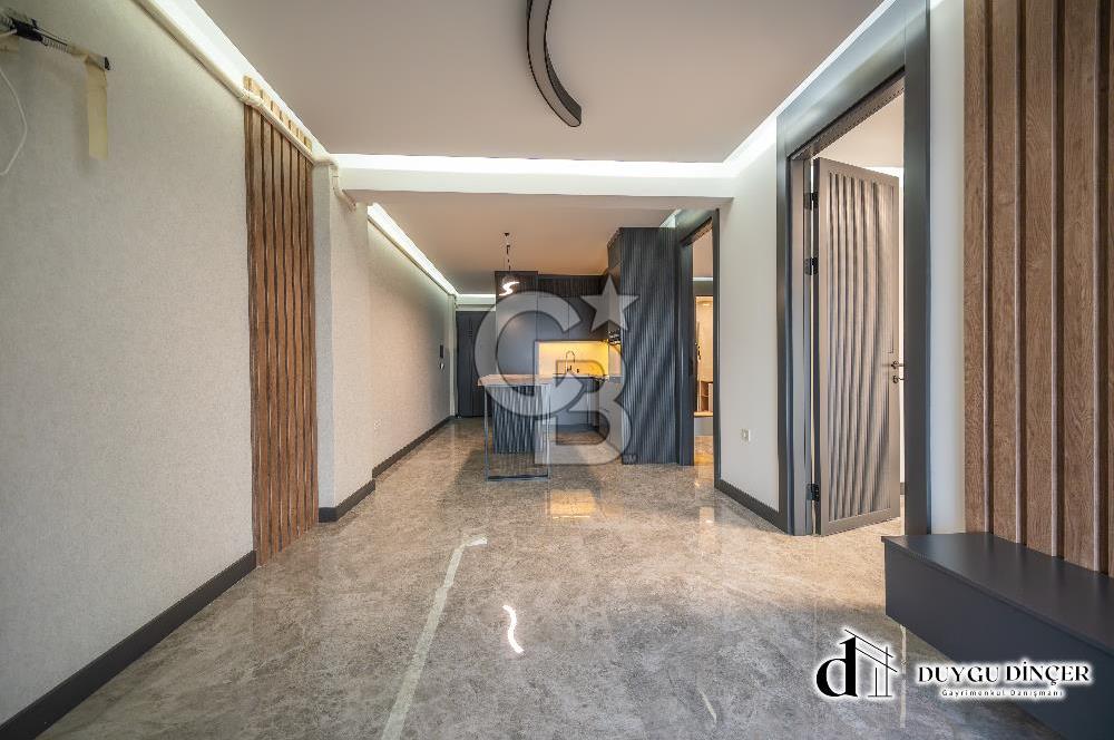 URLA KALABAK ÖZEL MİMARİ DENİZE SIFIR ÖNÜ KUM PLAJ 2+1+PLUS