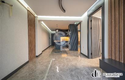 URLA KALABAK ÖZEL MİMARİ DENİZE SIFIR ÖNÜ KUM PLAJ 2+1+PLUS