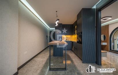 URLA KALABAK ÖZEL MİMARİ DENİZE SIFIR ÖNÜ KUM PLAJ 2+1+PLUS