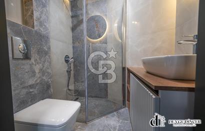 URLA KALABAK ÖZEL MİMARİ DENİZE SIFIR ÖNÜ KUM PLAJ 2+1+PLUS