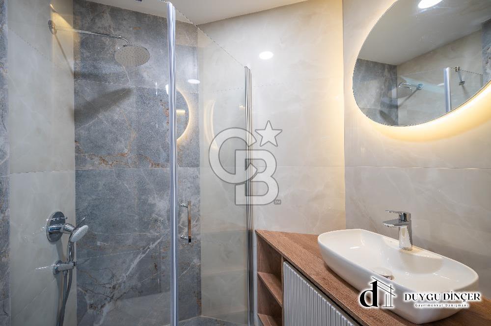 URLA KALABAK ÖZEL MİMARİ DENİZE SIFIR ÖNÜ KUM PLAJ 2+1+PLUS