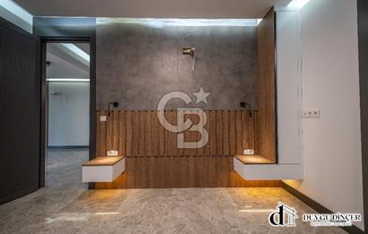 URLA KALABAK ÖZEL MİMARİ DENİZE SIFIR ÖNÜ KUM PLAJ 2+1+PLUS