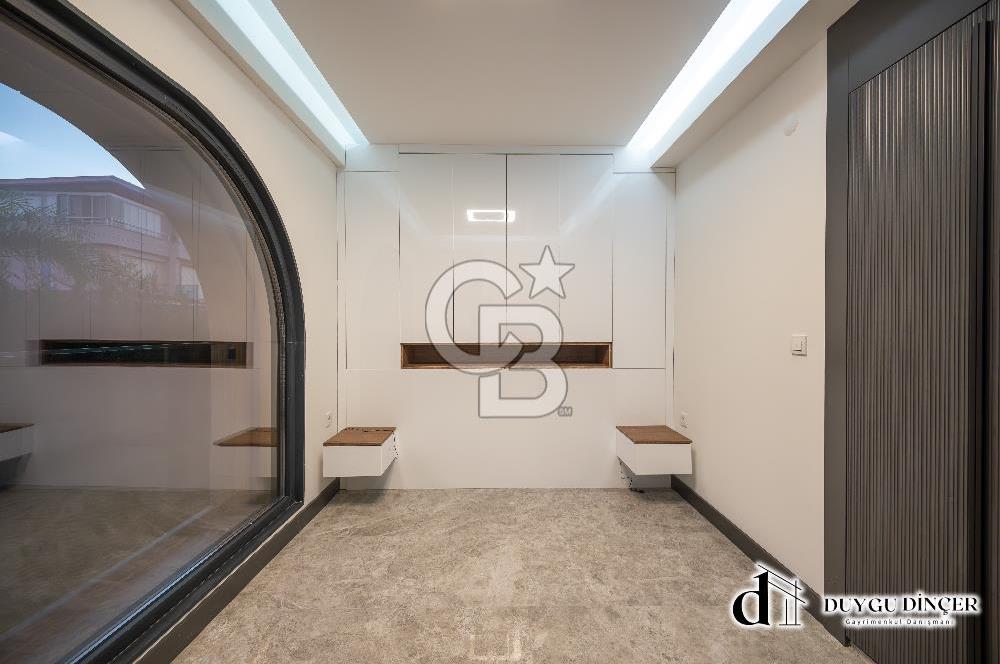 URLA KUM DENİZİNDE DENİZE SIFIR 2+1 + PLUS DAİRE