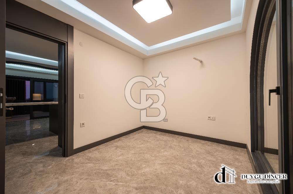 URLA KUM DENİZİNDE DENİZE SIFIR 2+1 + PLUS DAİRE