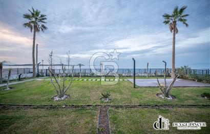 URLA KALABAK ÖZEL MİMARİ DENİZE SIFIR ÖNÜ KUM PLAJ 2+1+PLUS