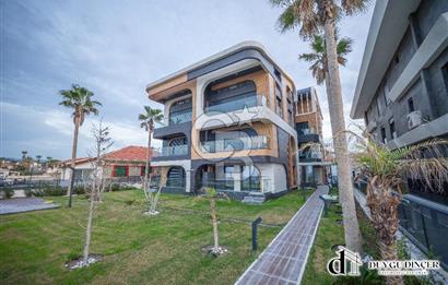 URLA KALABAK ÖZEL MİMARİ DENİZE SIFIR ÖNÜ KUM PLAJ 2+1+PLUS