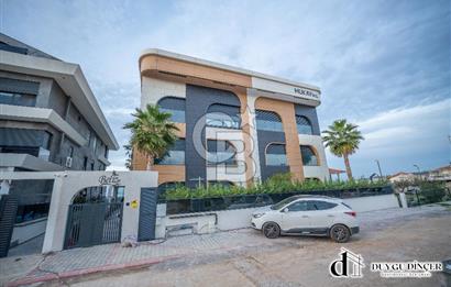 URLA KALABAK ÖZEL MİMARİ DENİZE SIFIR ÖNÜ KUM PLAJ 2+1+PLUS