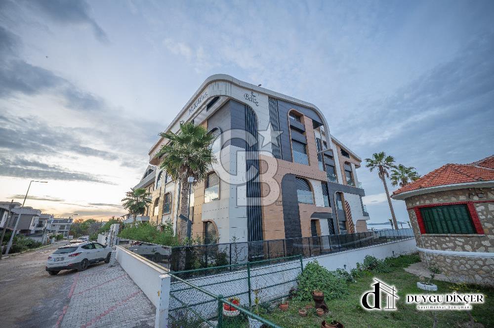 URLA KALABAK ÖZEL MİMARİ DENİZE SIFIR ÖNÜ KUM PLAJ 2+1+PLUS