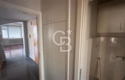 FENERYOLUNDA KÖŞE BİNADA KONUMLU 3+1 ÇİFT BALKONLU 120m2 NET