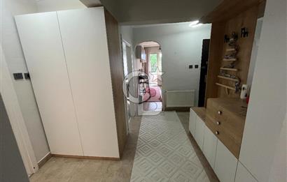 ÇANAKKALE YENİ KORDON’A YÜRÜME MESAFESİNDE, KOMPLE YENİLENMİŞ 2+1 ARA KAT DAİRE