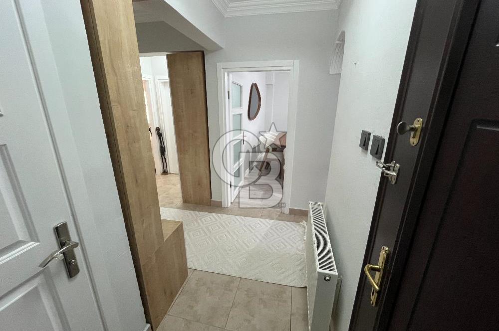 ÇANAKKALE YENİ KORDON’A YÜRÜME MESAFESİNDE, KOMPLE YENİLENMİŞ 2+1 ARA KAT DAİRE