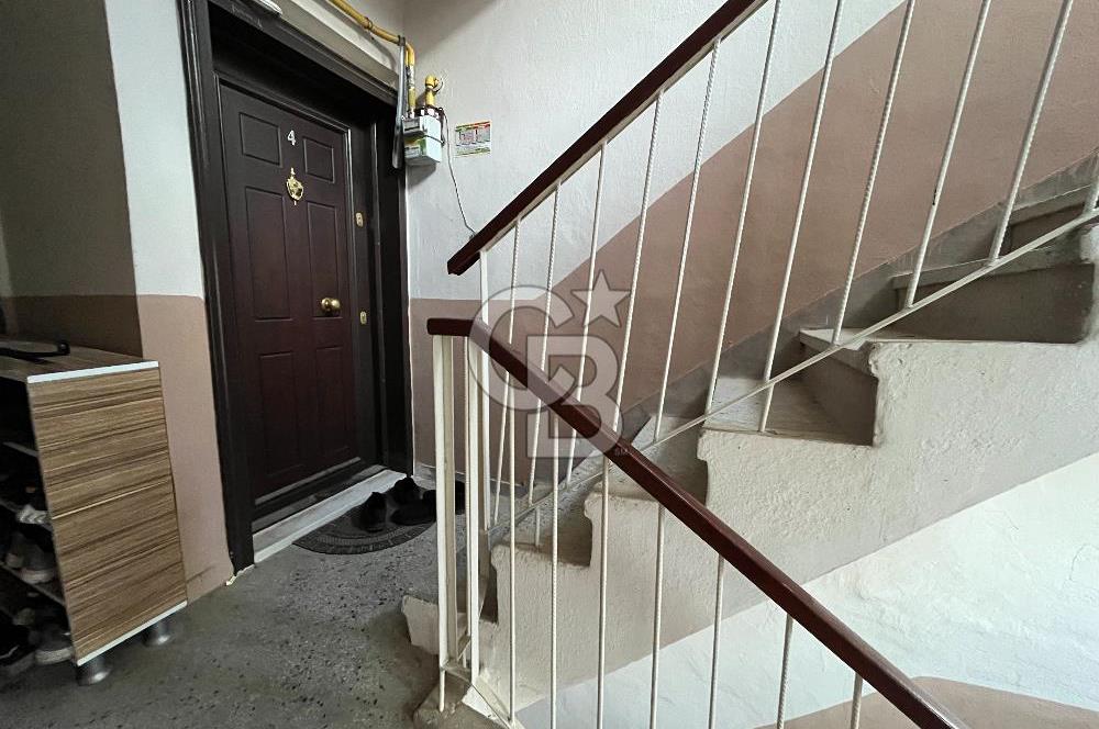 ÇANAKKALE YENİ KORDON’A YÜRÜME MESAFESİNDE, KOMPLE YENİLENMİŞ 2+1 ARA KAT DAİRE