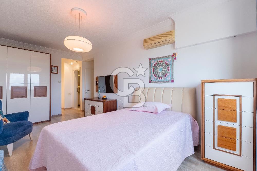 Mavişehir Selçuk Bloklarında Komple Deniz Manzaralı 3+1 Satılık Daire