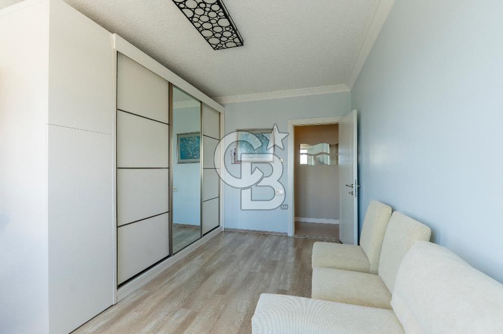 Mavişehir Selçuk Bloklarında Komple Deniz Manzaralı 3+1 Satılık Daire