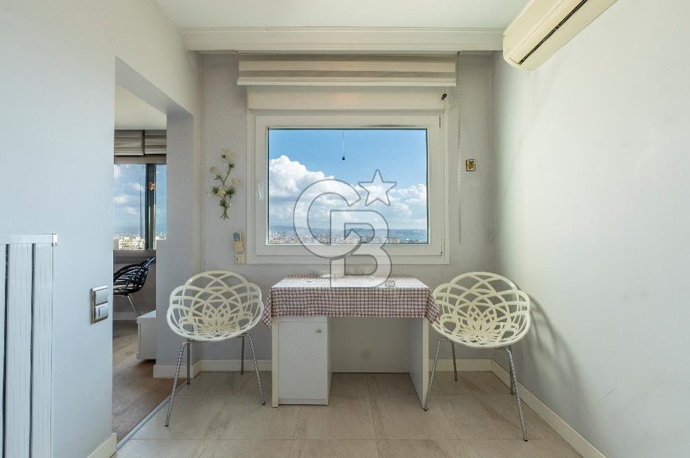 Mavişehir Selçuk Bloklarında Komple Deniz Manzaralı 3+1 Satılık Daire