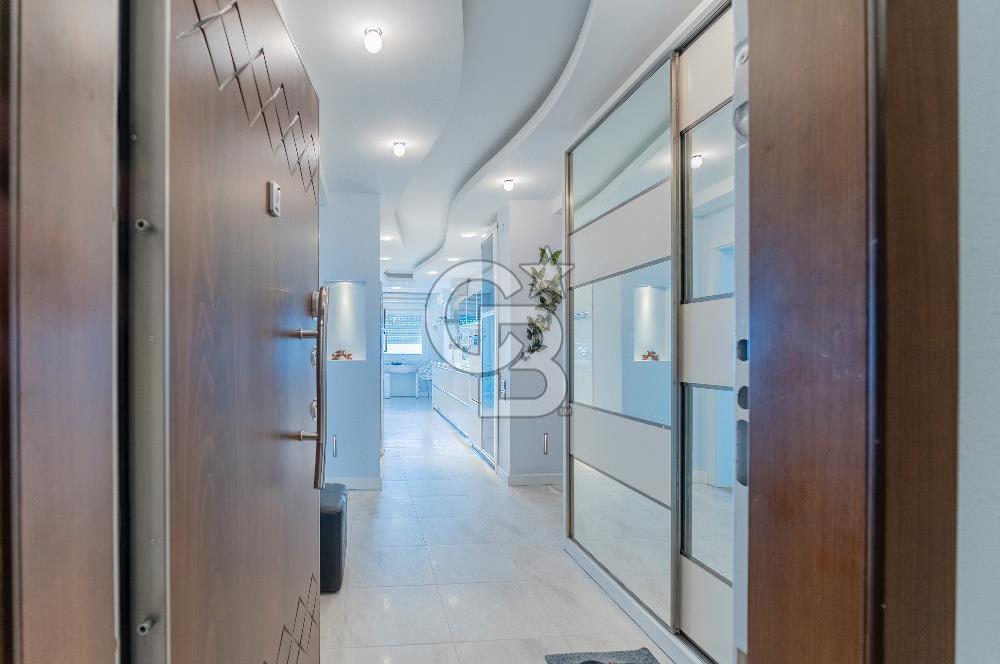 Mavişehir Selçuk Bloklarında Komple Deniz Manzaralı 3+1 Satılık Daire