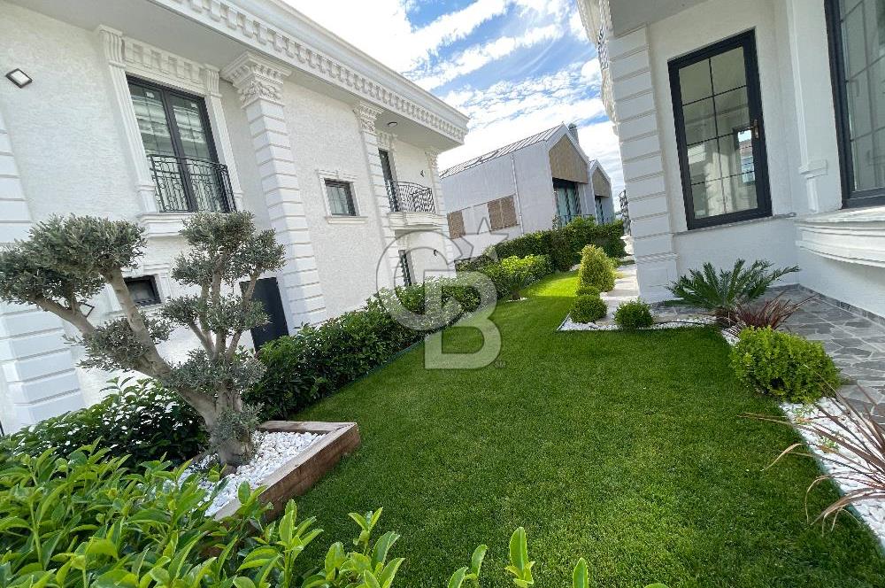 BÜYÜKÇEKMECE GÜZELCE SATILIK VİLLA