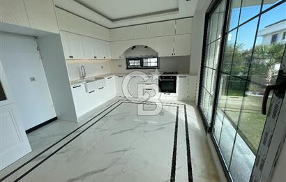 BÜYÜKÇEKMECE GÜZELCE SATILIK VİLLA