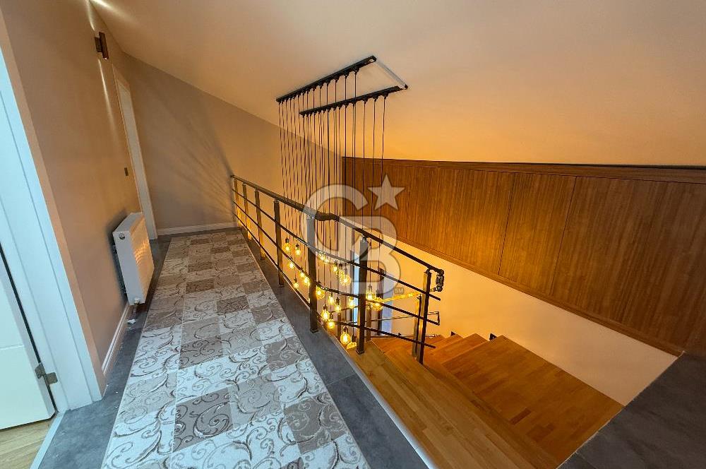 GÖLBAŞI BAHÇELİEVLER GİRİŞİNDE SATILIK 6+1 KÖŞE PARSEL VİLLA