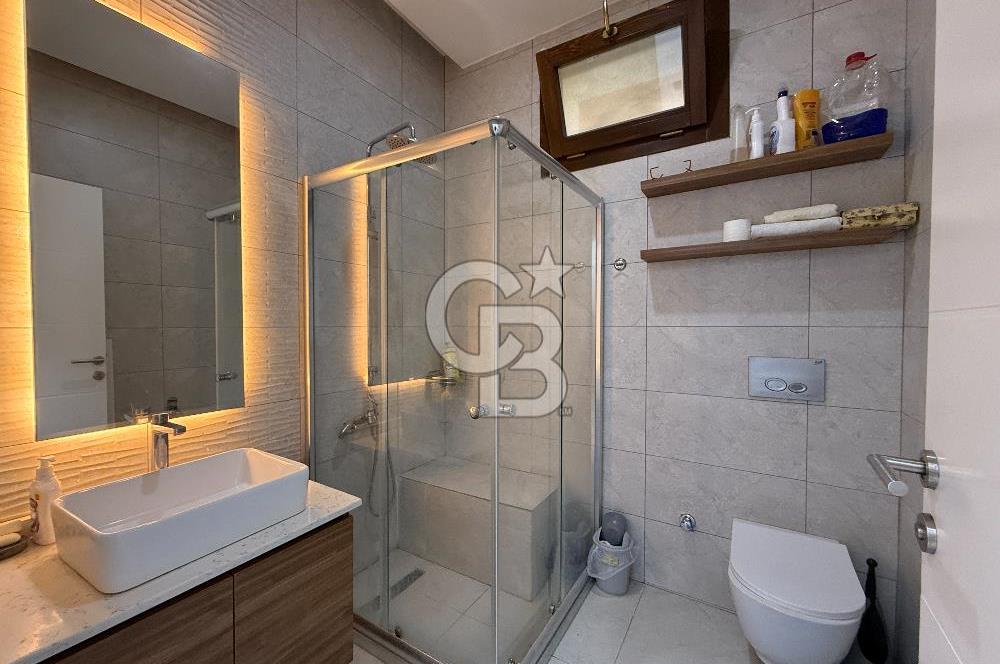 GÖLBAŞI BAHÇELİEVLER GİRİŞİNDE SATILIK 6+1 KÖŞE PARSEL VİLLA