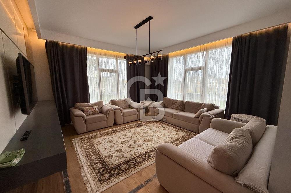 GÖLBAŞI BAHÇELİEVLER GİRİŞİNDE SATILIK 6+1 KÖŞE PARSEL VİLLA