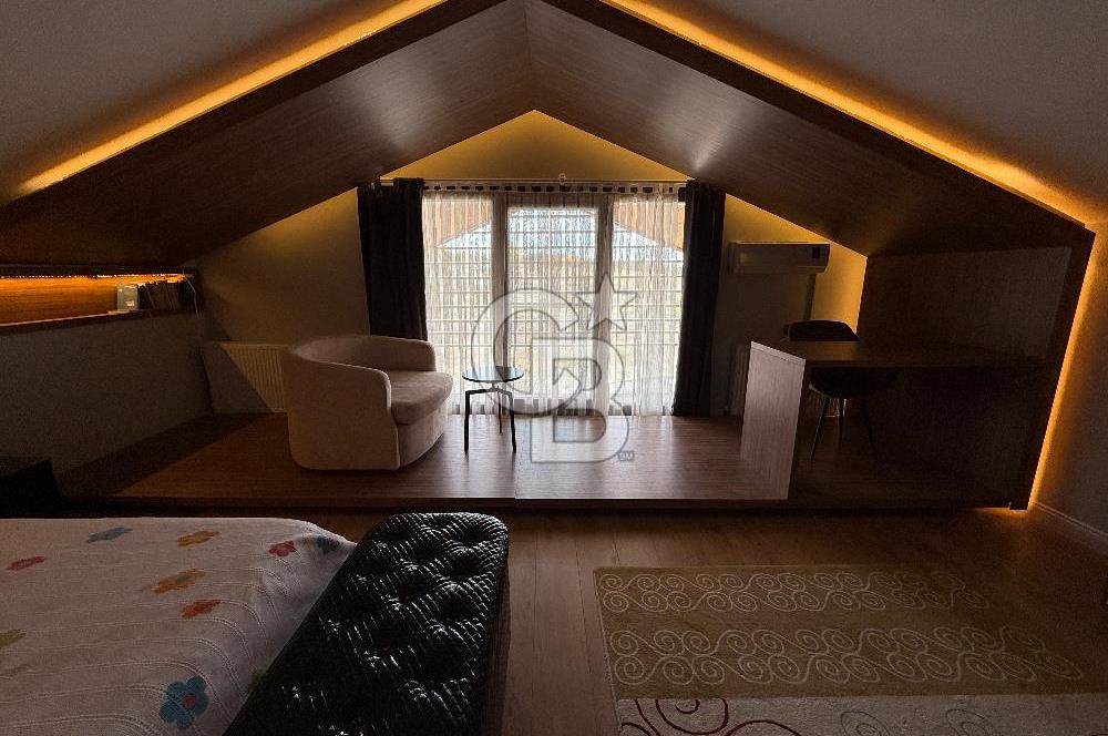 GÖLBAŞI BAHÇELİEVLER GİRİŞİNDE SATILIK 6+1 KÖŞE PARSEL VİLLA