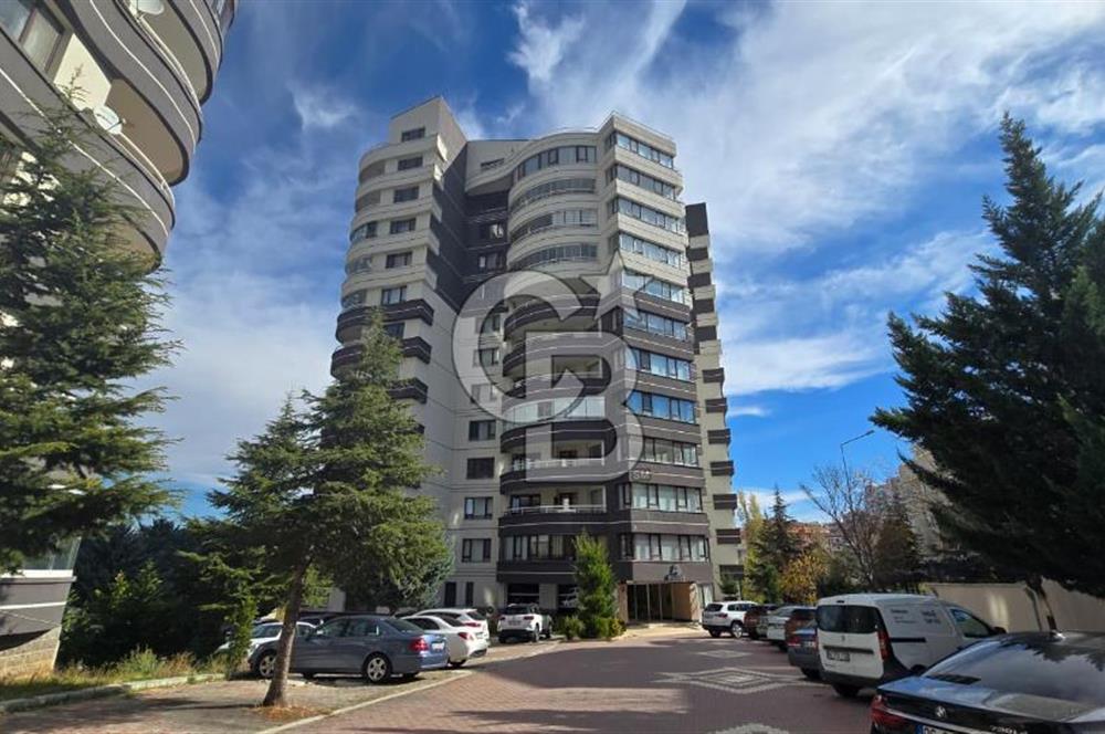 Çankaya Hilal Mahallesi Altın Vadi Sitesinde Kiralık 4+1 Daire