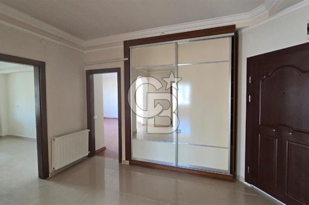 Çankaya Hilal Mahallesi Altın Vadi Sitesinde Kiralık 4+1 Daire