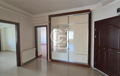 Çankaya Hilal Mahallesi Altın Vadi Sitesinde Kiralık 4+1 Daire