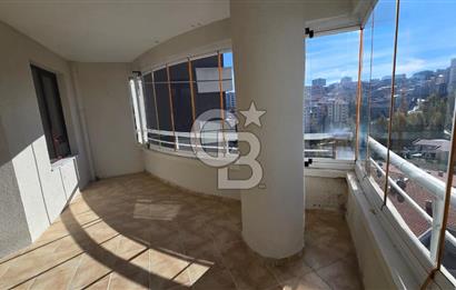 Çankaya Hilal Mahallesi Altın Vadi Sitesinde Kiralık 4+1 Daire