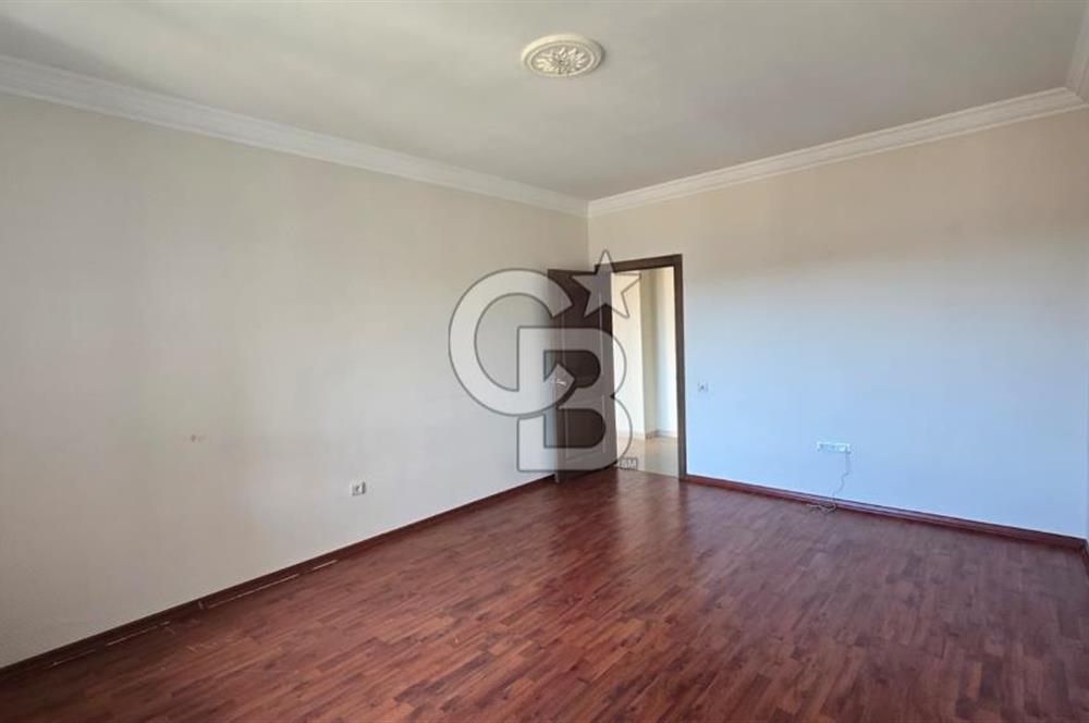 Çankaya Hilal Mahallesi Altın Vadi Sitesinde Kiralık 4+1 Daire