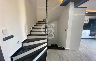 BURHANİYE İSKELE MAHALLESİNDE 4+1 TRİPLEKS VİLLA