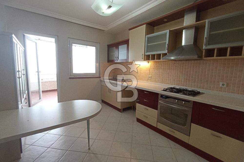 Park Manzarada Panoramik Şehir Manzaralı Satılık 180m2 3+1 Daire