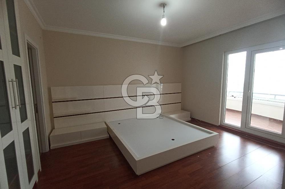 Park Manzarada Panoramik Şehir Manzaralı Satılık 180m2 3+1 Daire
