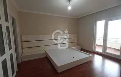 Park Manzarada Panoramik Şehir Manzaralı Satılık 180m2 3+1 Daire
