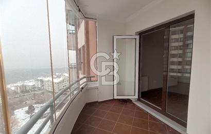 Park Manzarada Panoramik Şehir Manzaralı Satılık 180m2 3+1 Daire