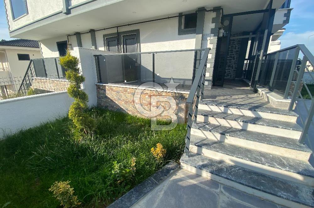 BURHANİYE İSKELE MAHALLESİNDE 4+1 TRİPLEKS VİLLA